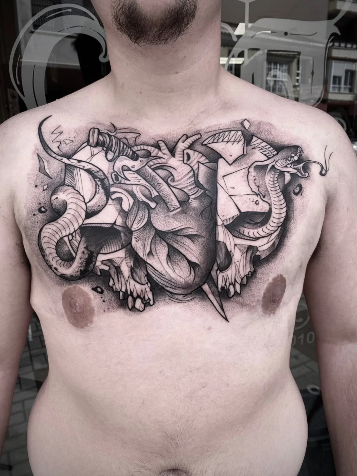 Tatuaje blackwork en tinta negra realizado en Black Rituals Tattoo, Málaga (1)